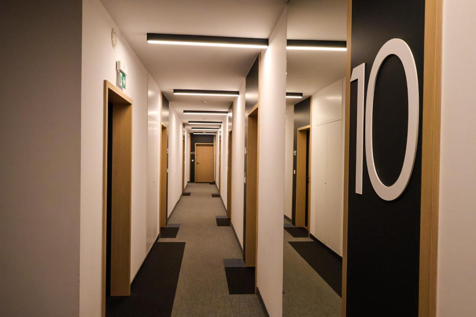 Premium Studio Klobucka Airport Warsaw Luaran gambar